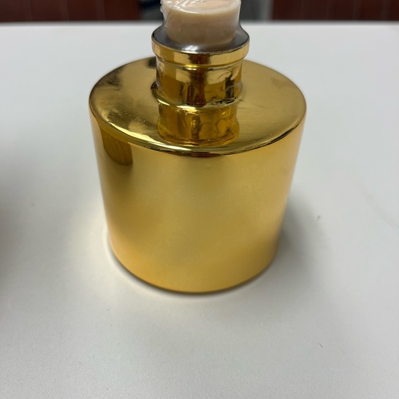 Thymes Frasier Fir Fragrance Diffuser - Picture 3 of 3